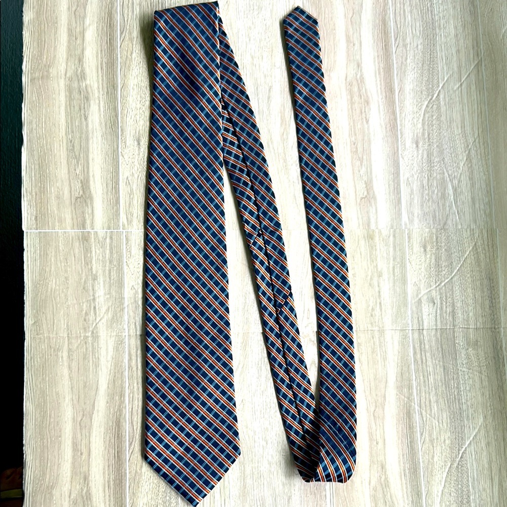 Izod Striped Blue and Orange Men's Silk Tie